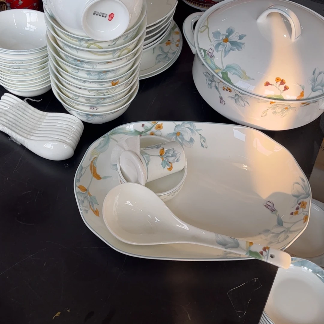 瓷片惠*洛威套装46头666666666666