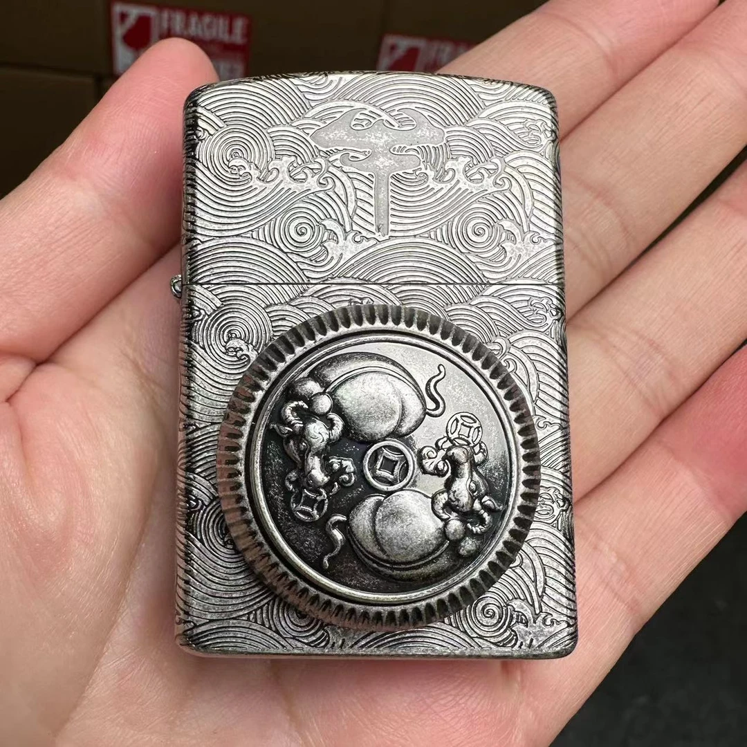 古银色扭转乾坤煤油打火机（需自行加油）z