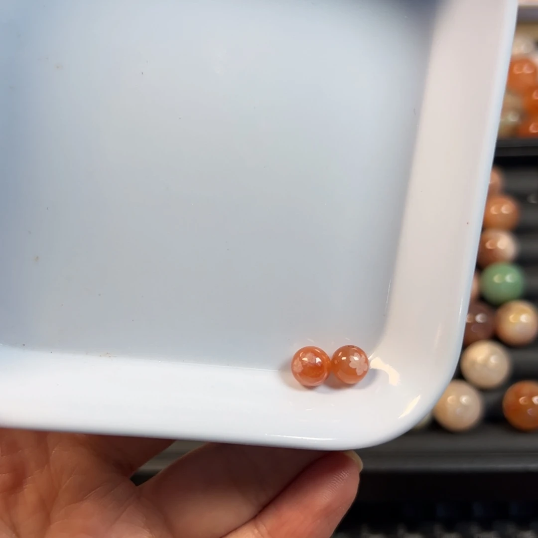 未镶嵌玛瑙/玉髓珠宝半成品尜*