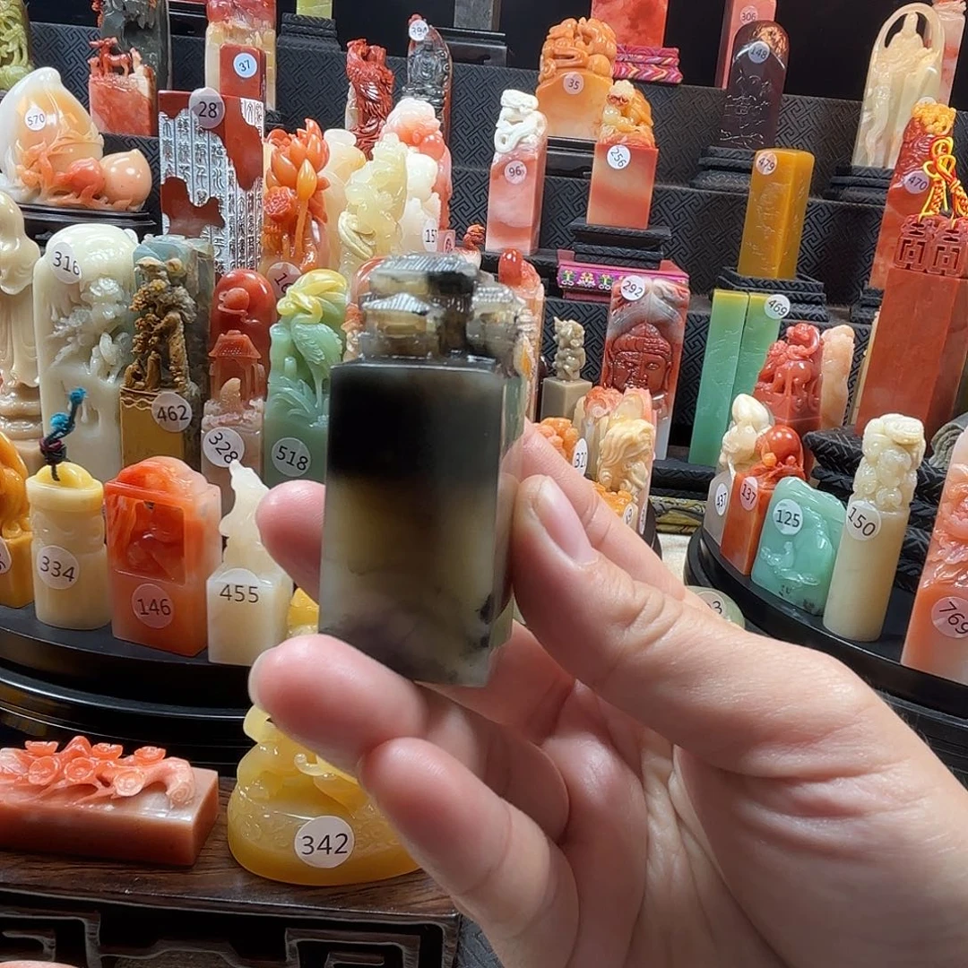 寿山石印石亭台楼阁