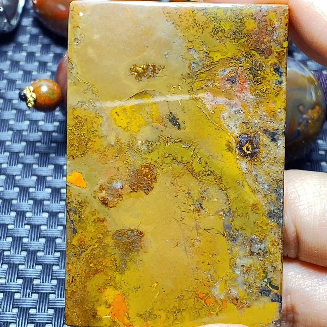 未镶嵌颈饰玛瑙/玉髓非**生