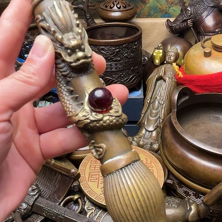 精美铜器批发档口