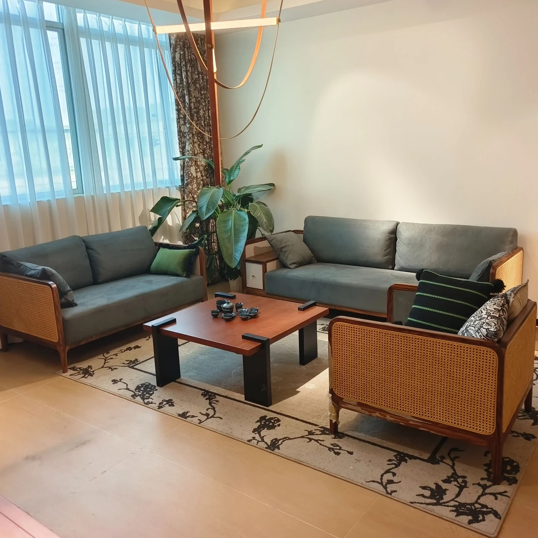 乌金木高档简约布艺沙发