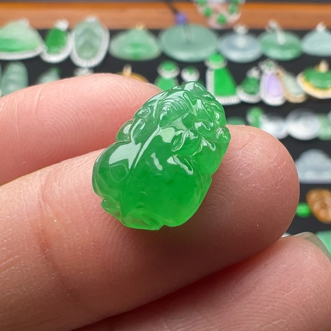 翡翠颈饰未镶嵌貔貅14.2