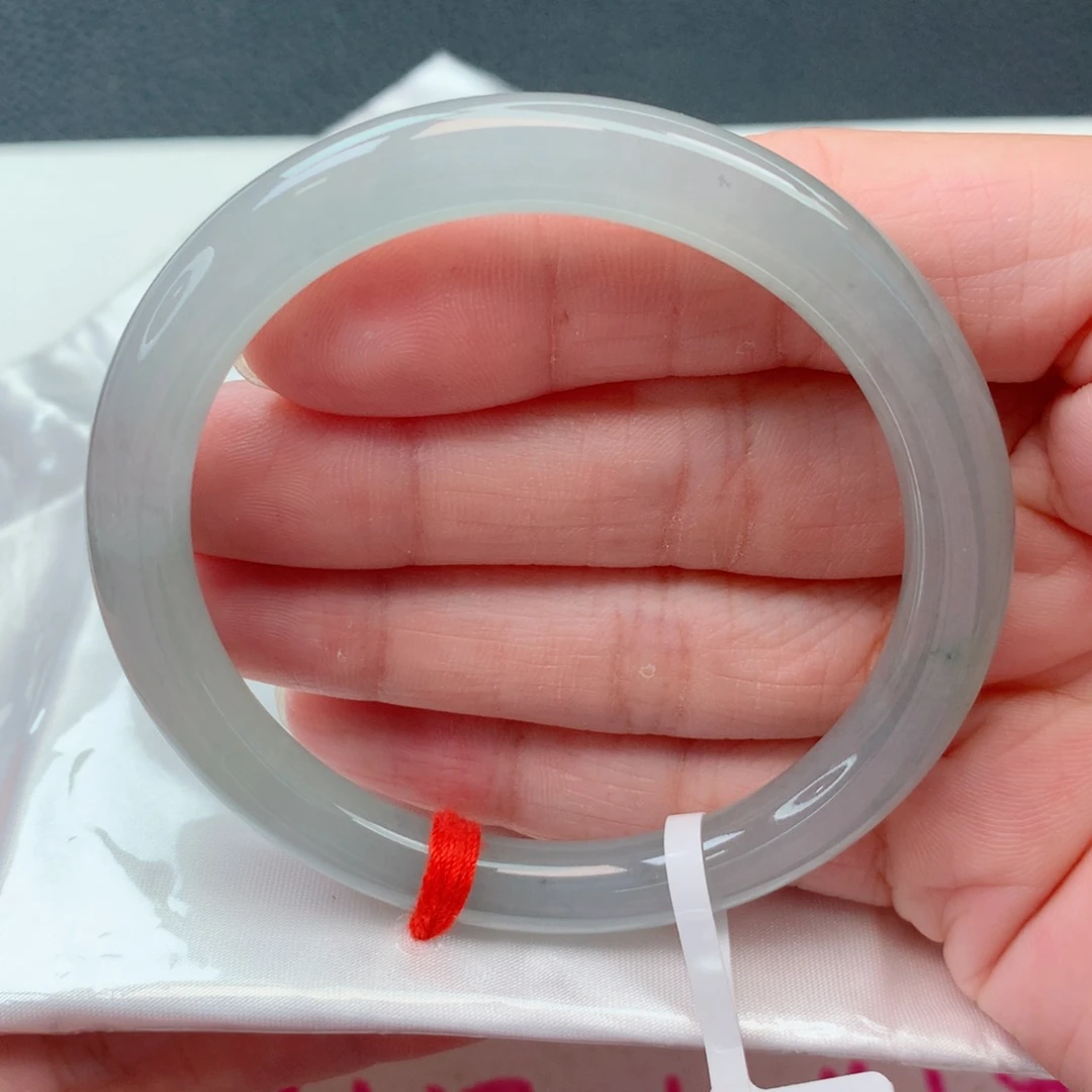 翡翠未镶嵌手镯54.3美人条