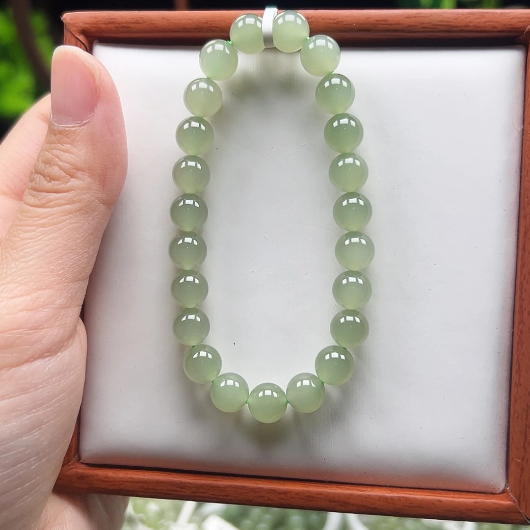 L***-和田玉未镶嵌手链