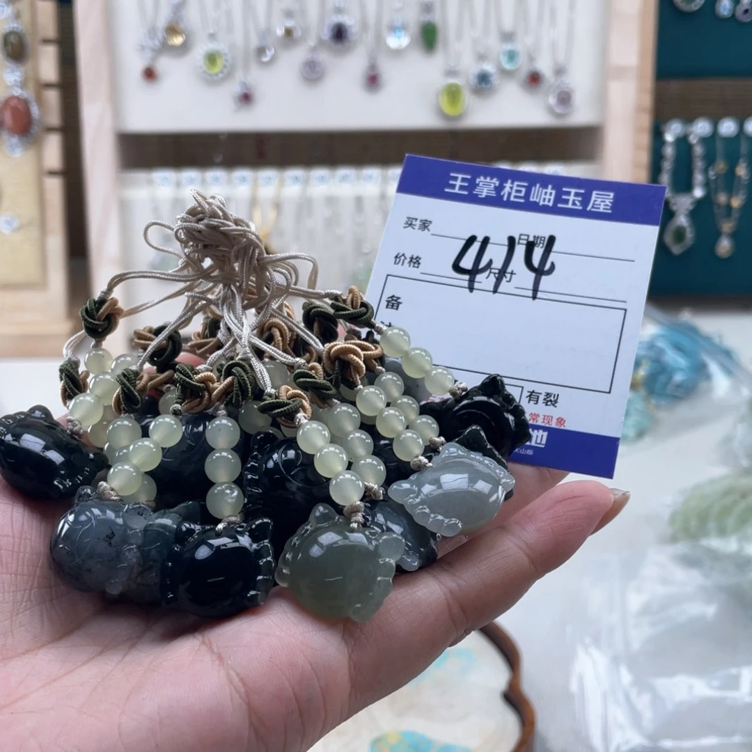未镶嵌岫玉吊坠吊坠多样性，发一件