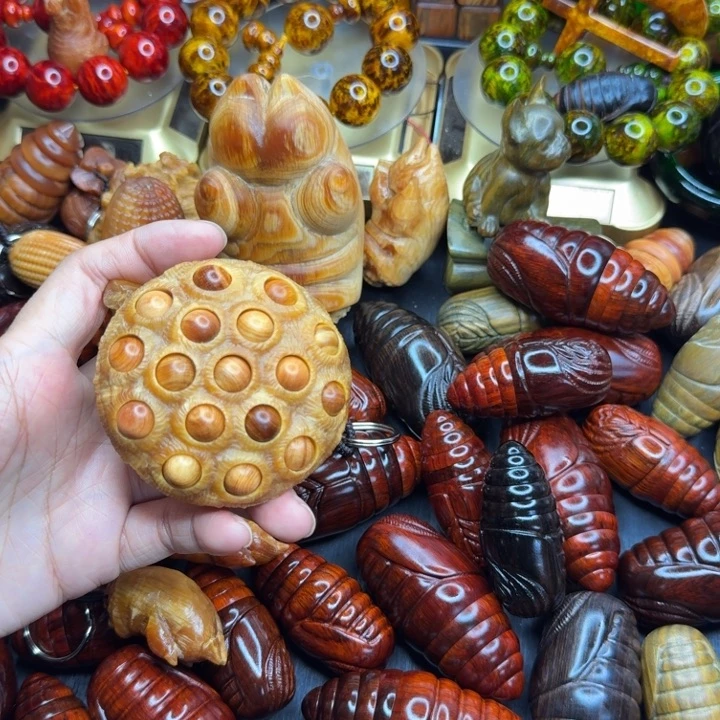 松木琥珀木文玩手串