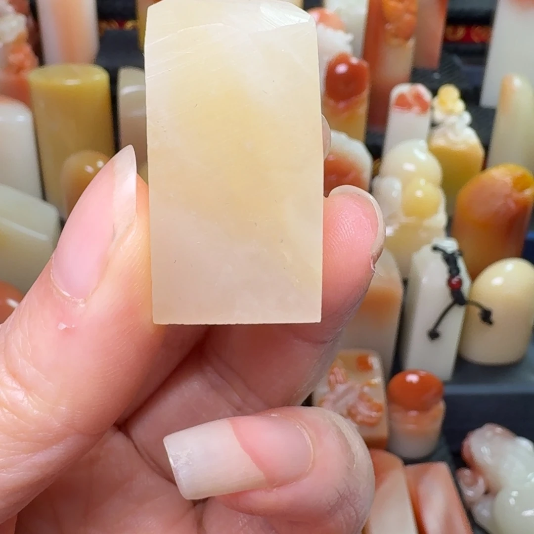 老挝石漂亮的好看的