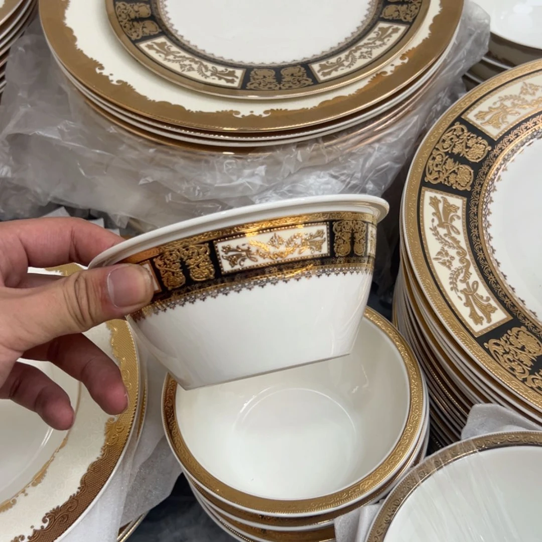 【闪购商品】瓷片超****爱5.5寸折边碗六个一单