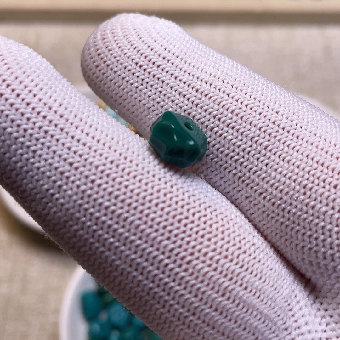 绿松石未镶嵌配饰9.7