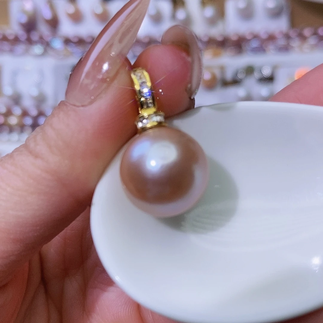 淡水珍珠颈饰合金