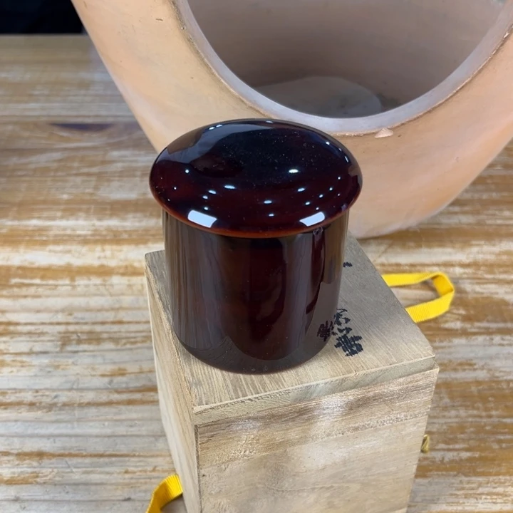 在这两位的领导层之中发现