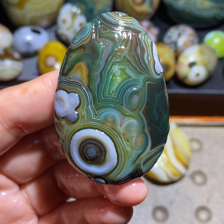 未镶嵌玛瑙/玉髓珠宝半成品78