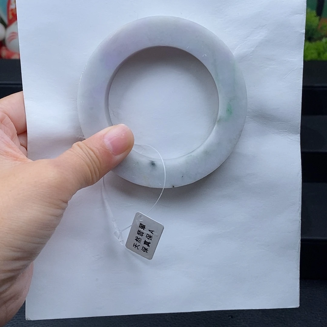 定制翡翠未镶嵌手镯