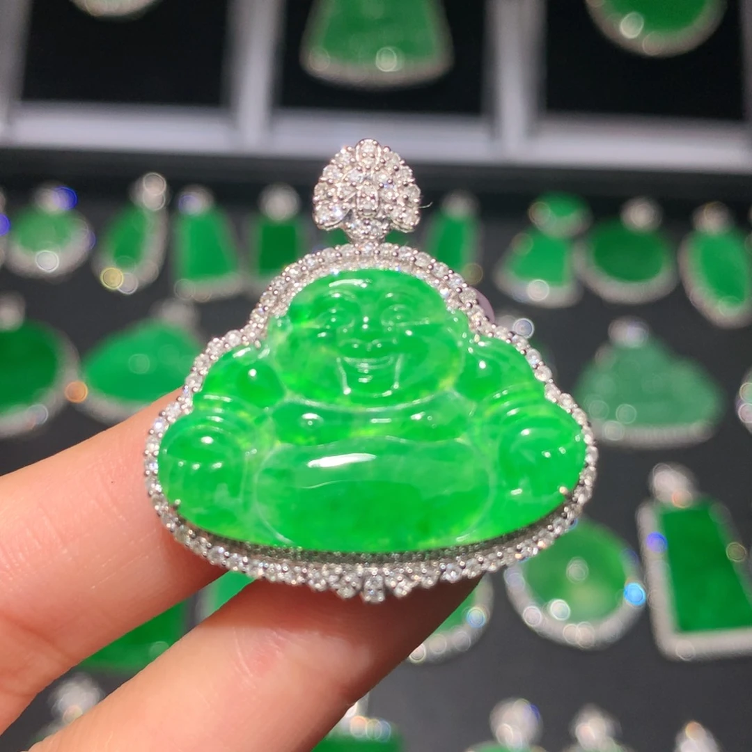 翡翠颈饰18K金镶嵌翡翠