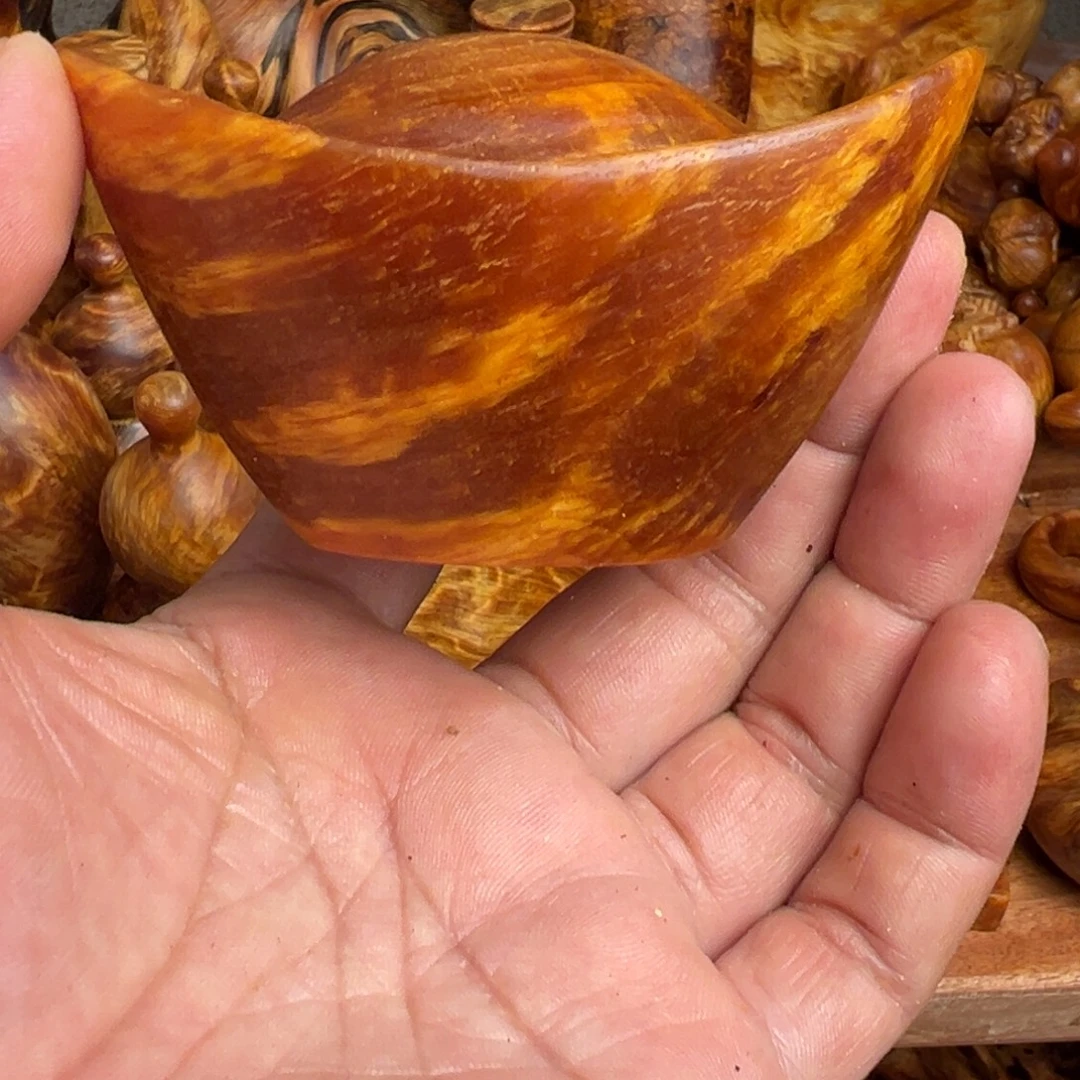 ****莱松木（琥珀木）无事牌