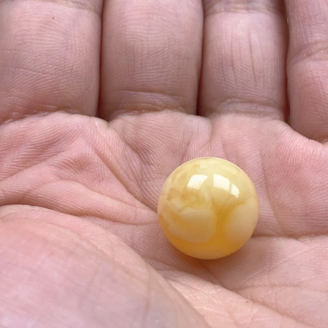 琥珀未镶嵌珠宝奇石蜜蜡圆珠