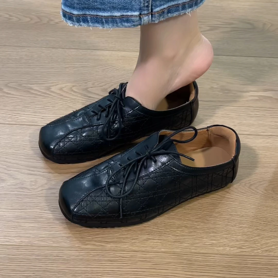 2025秋季新款平底舒适系带真皮单鞋日常时尚百搭通勤女士圆头单鞋