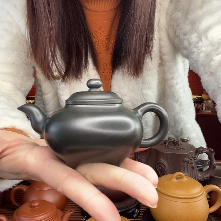 紫砂茶壶弗*传炉容量约130微瑕