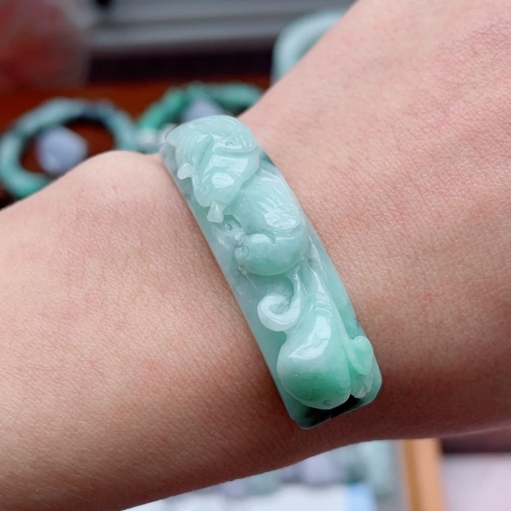 翡翠未镶嵌手链手牌