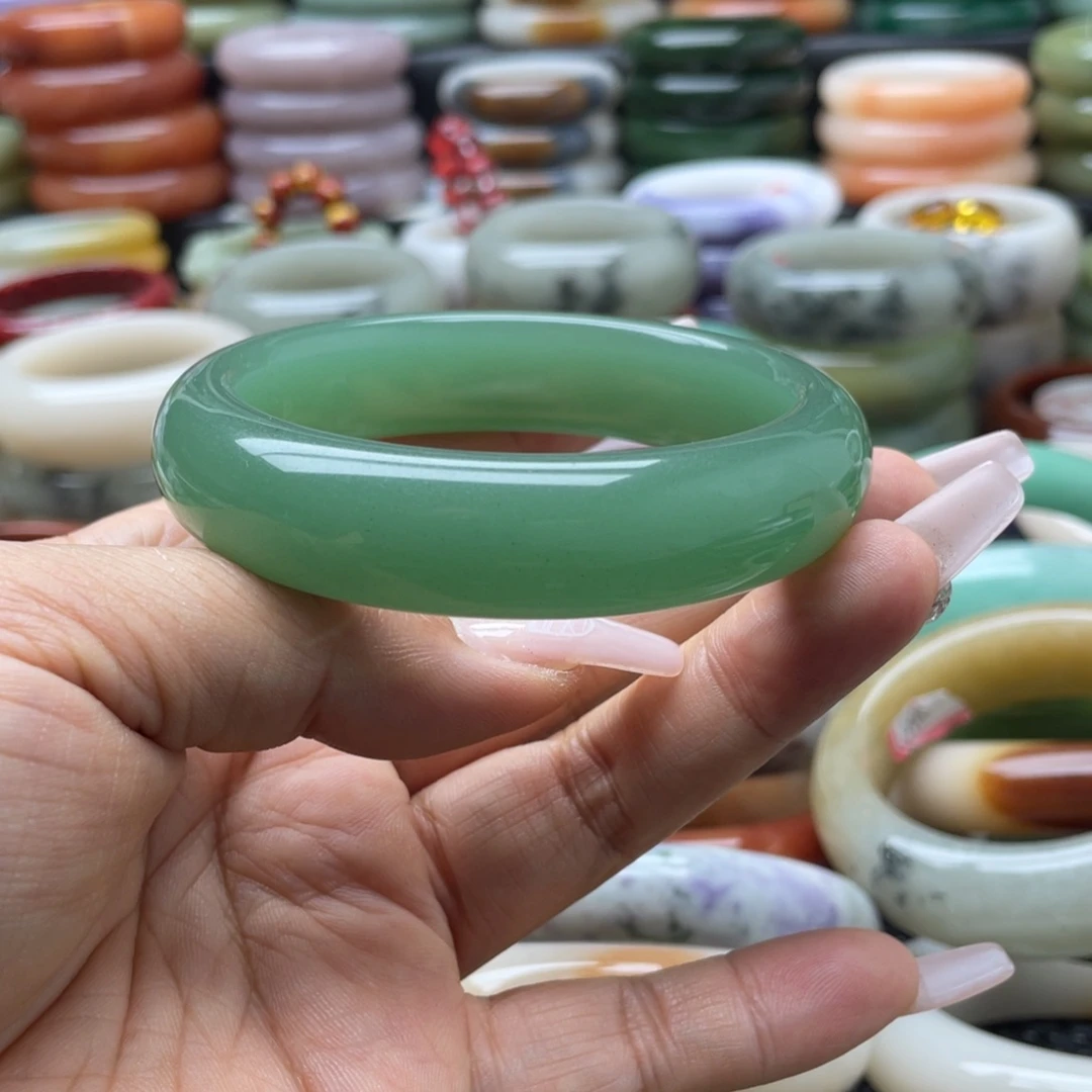 未镶嵌手镯石英岩玉?****?