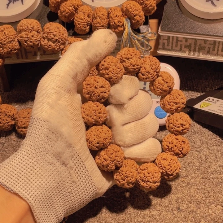 小***.金刚菩提吊坠我想和她做了