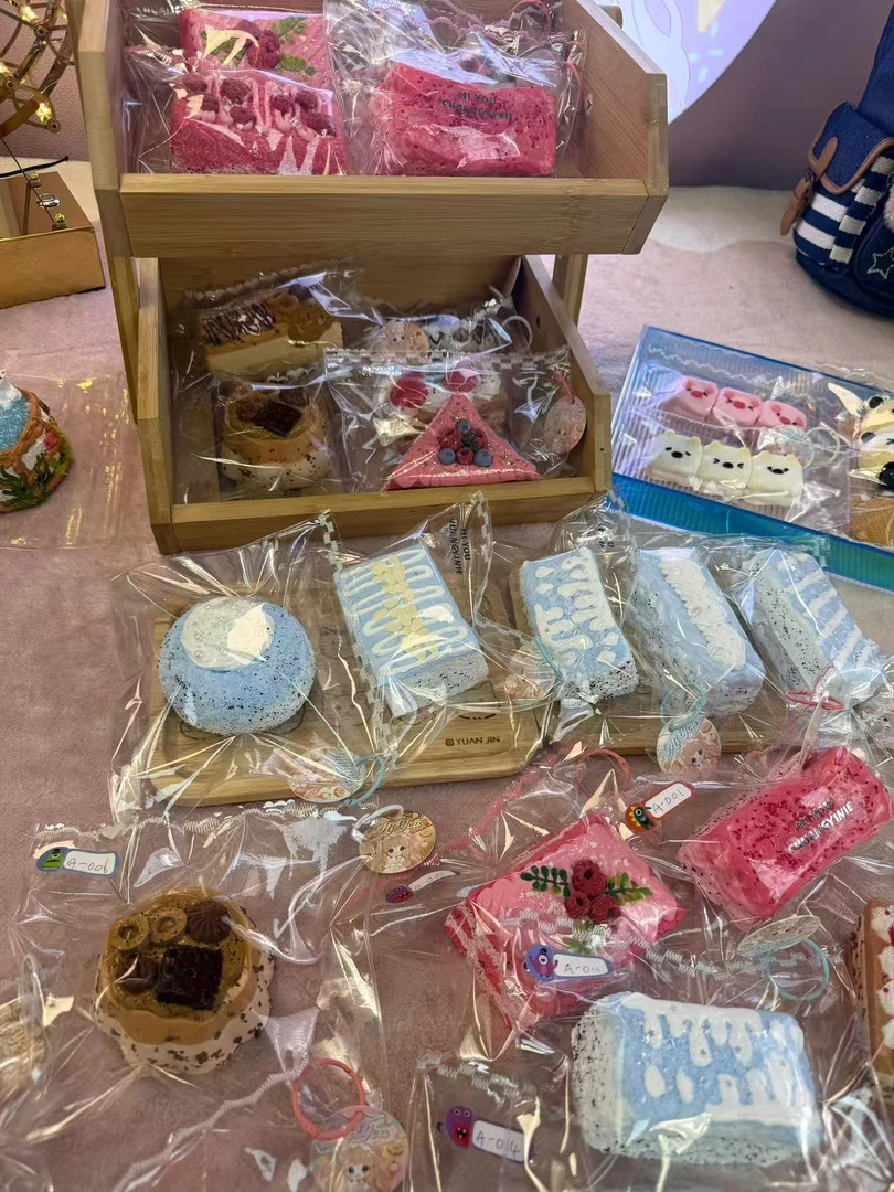 -1号福箱-食品级硅胶捏捏乐（默认微瑕）