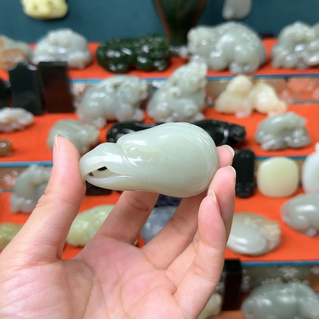 未镶嵌和田玉挂件