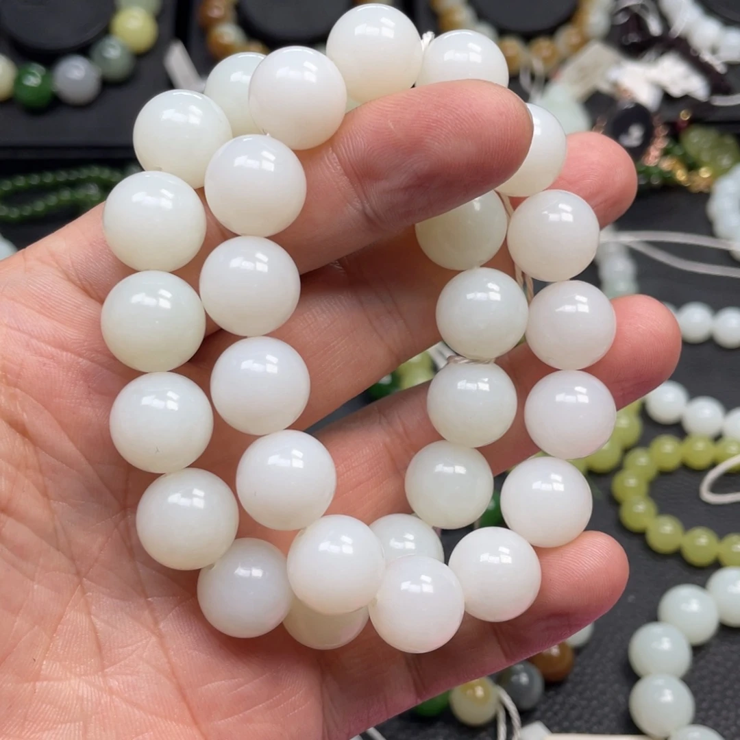 乐***生和田玉未镶嵌手链14