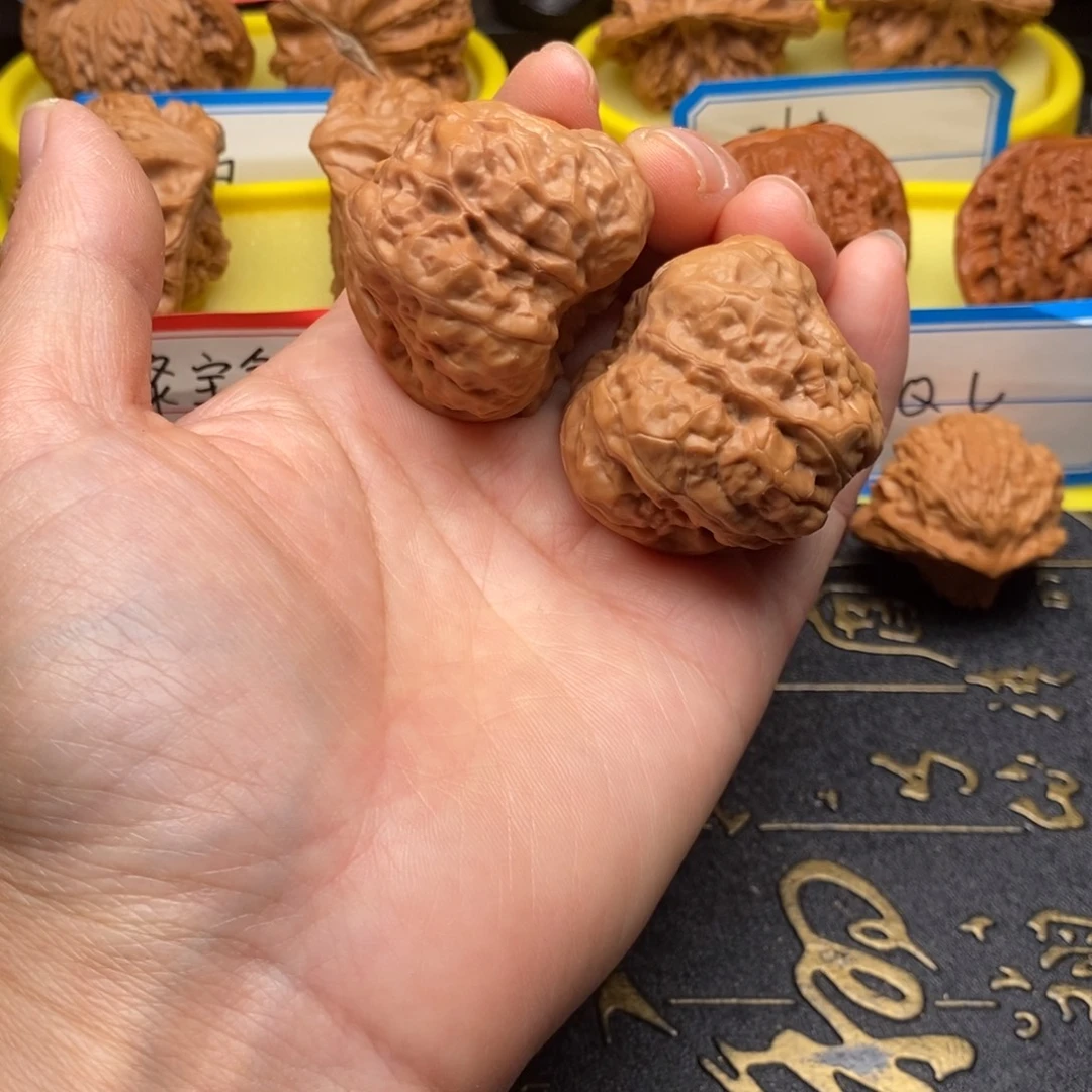 一****吊坠文玩核桃蛤蟆头