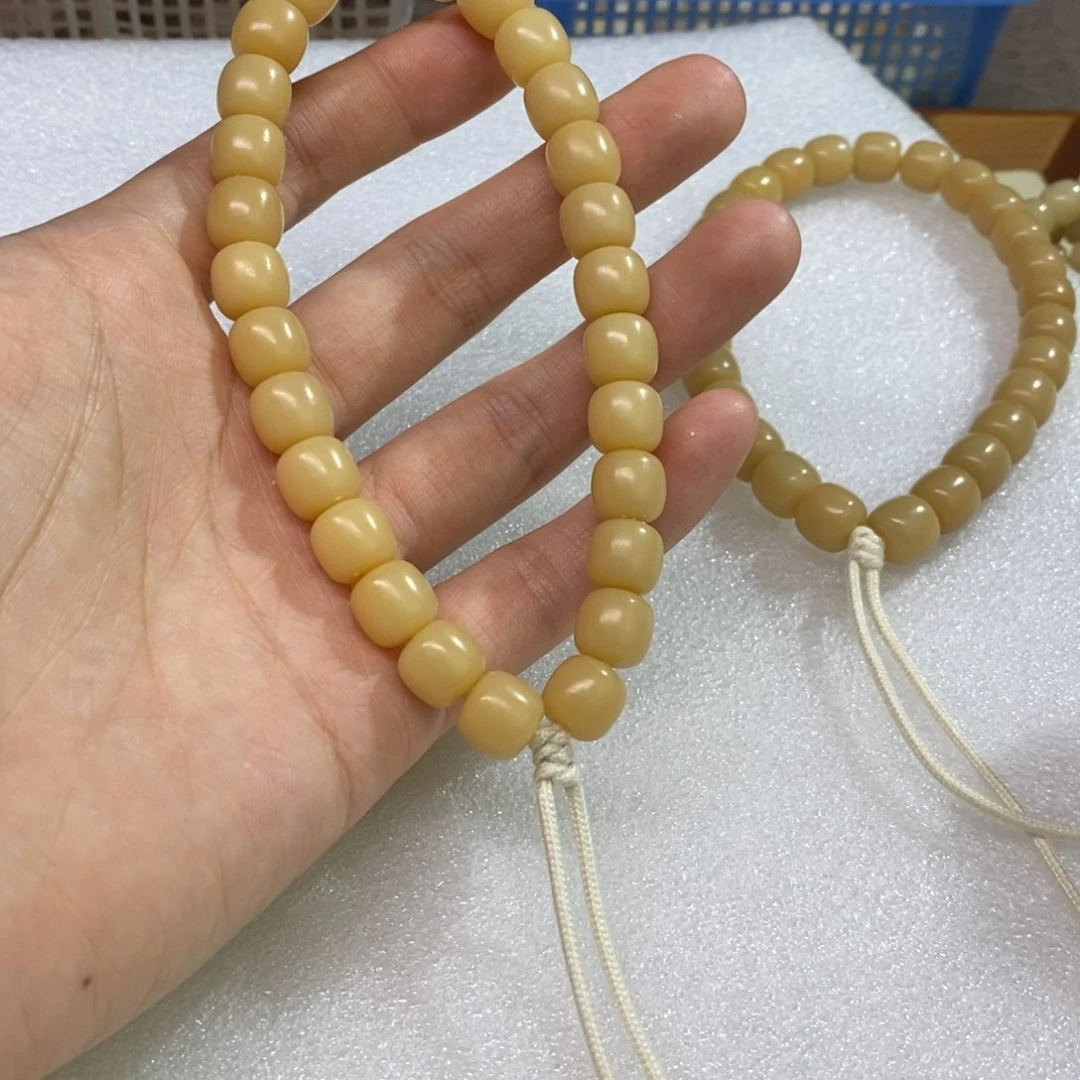 深***蓝菩提根/象牙果把件蓝