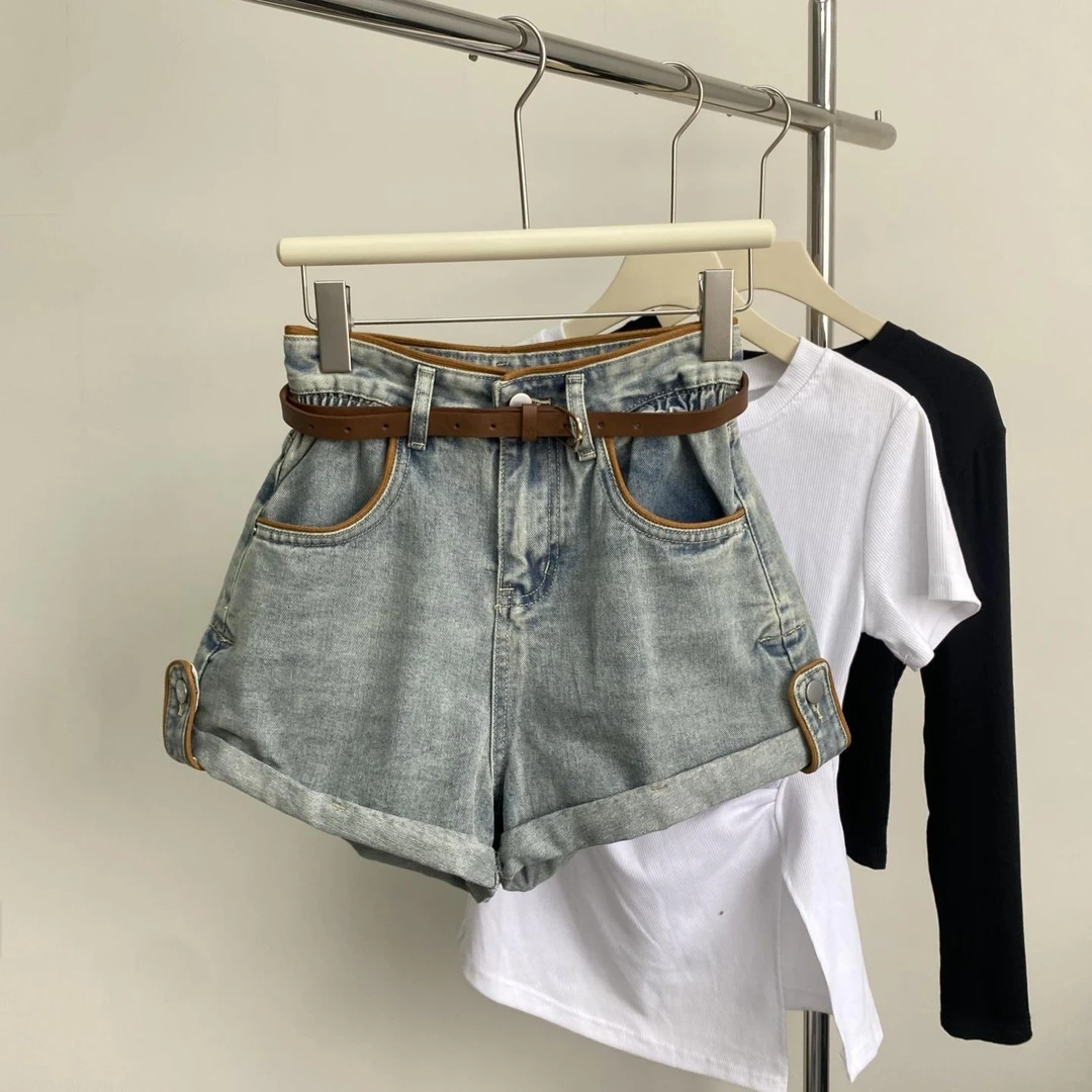 卷边牛仔短裤女年新款夏季高腰显瘦花苞阔腿裤小众设计感热裤