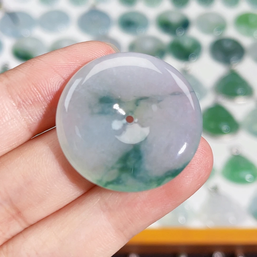 颈饰未镶嵌翡翠吊坠