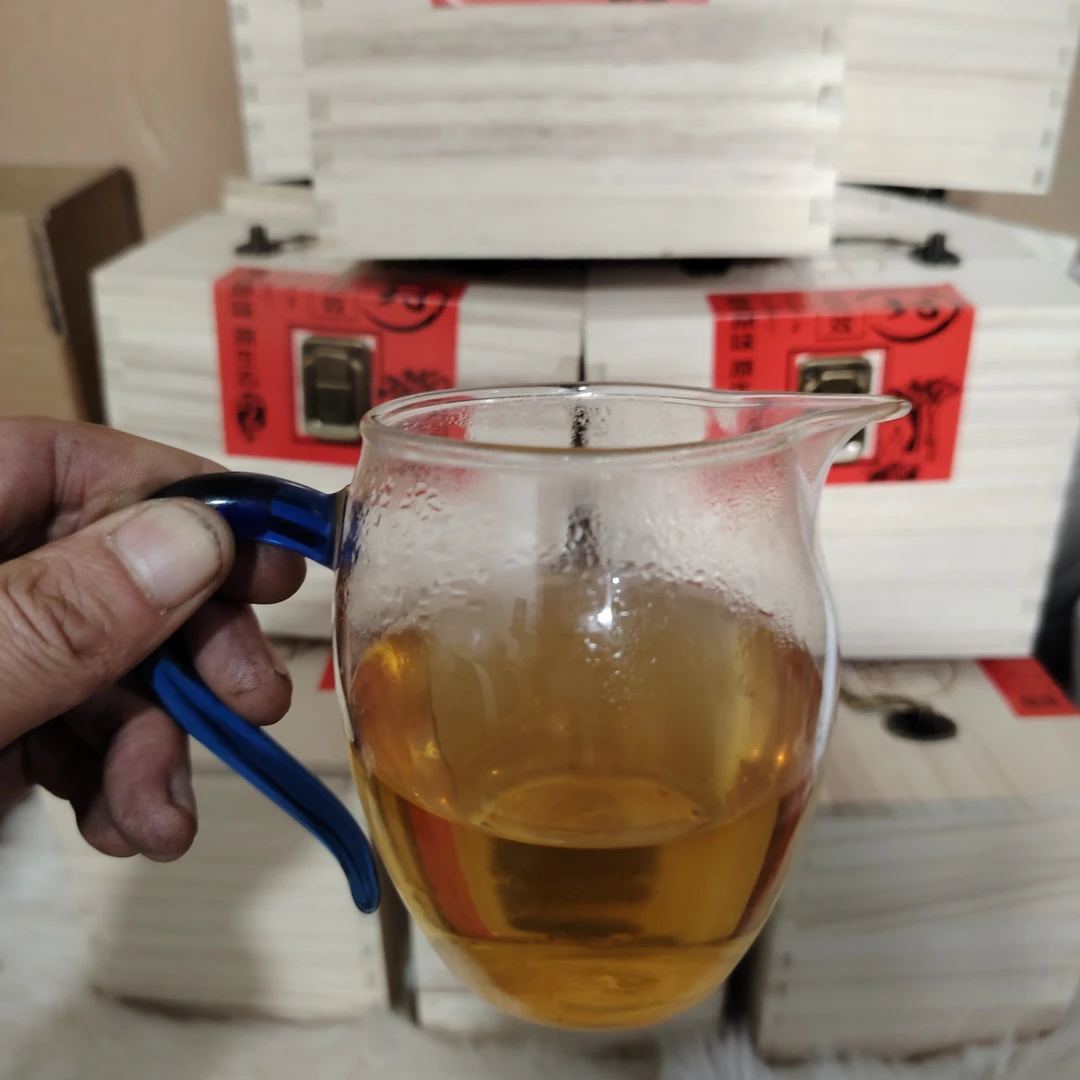 坝卡竜150g（班章五寨)茶气足，回甘快