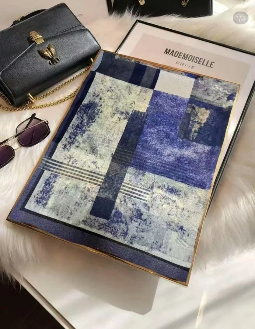 910 拼接蓝调 90*90西丽纱双绉丝方巾