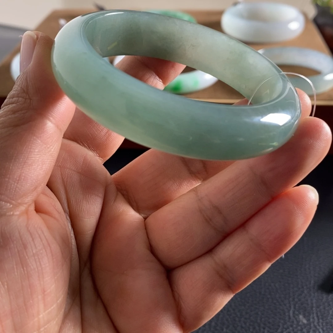 翡翠未镶嵌手镯天然翡翠手镯