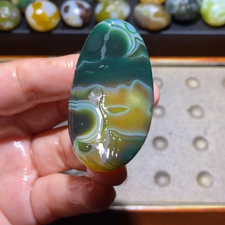 未镶嵌玛瑙/玉髓珠宝半成品33