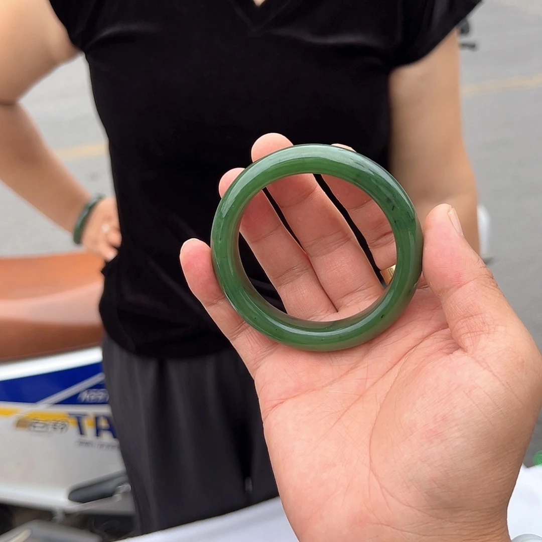 和田玉（碧玉）手镯未镶嵌老坑种碧玉精品