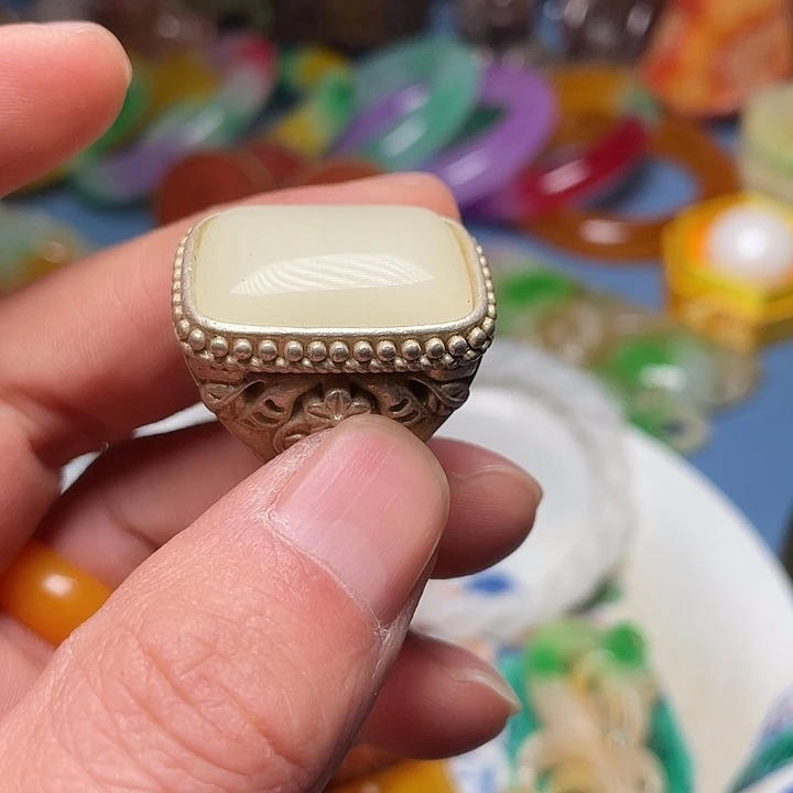 白玉菩提吊坠精品好物包邮到家