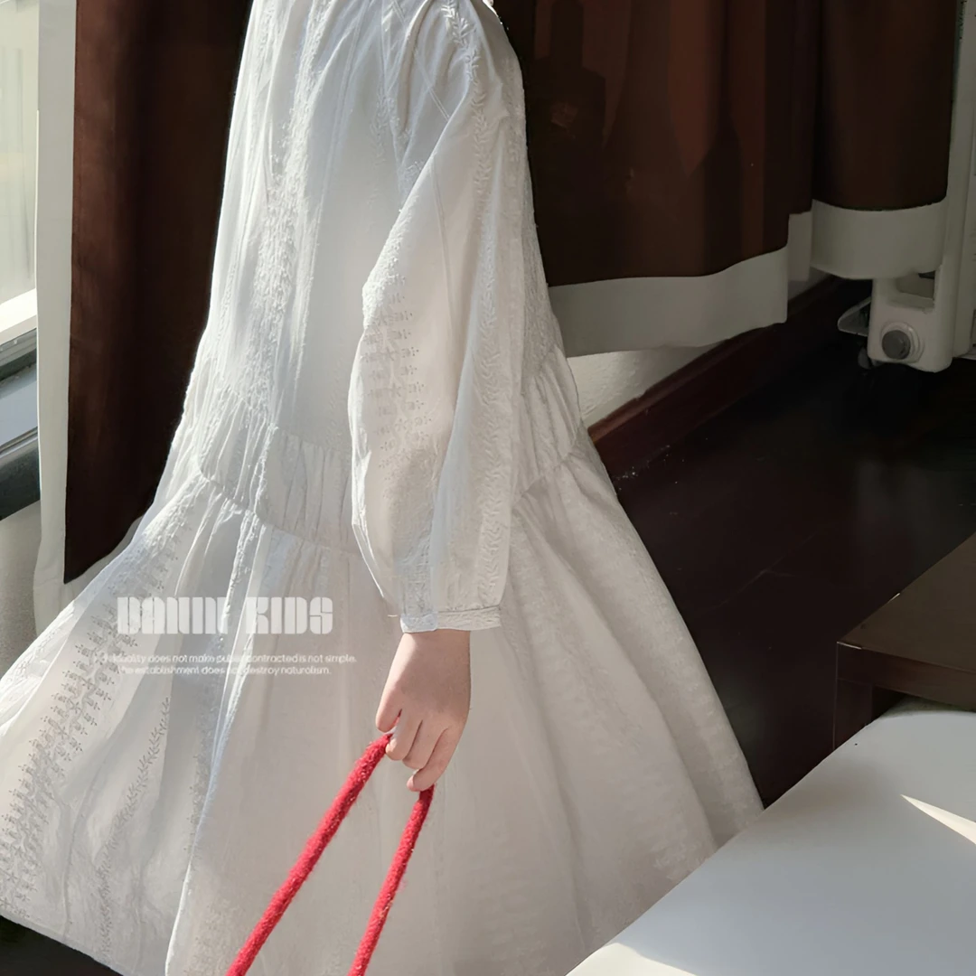 【嗒囜】女童25春季新款法式长袖连衣裙儿童宽松甜美蕾丝白色公主裙