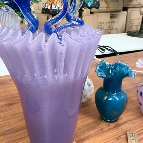 琉璃高度30厘米紫色裙摆花瓶