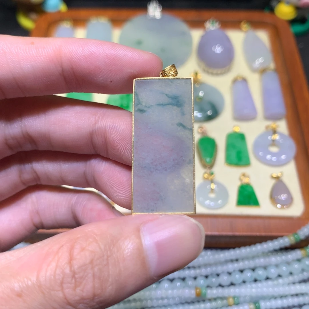 吊坠(不含链)18K金镶嵌翡翠
