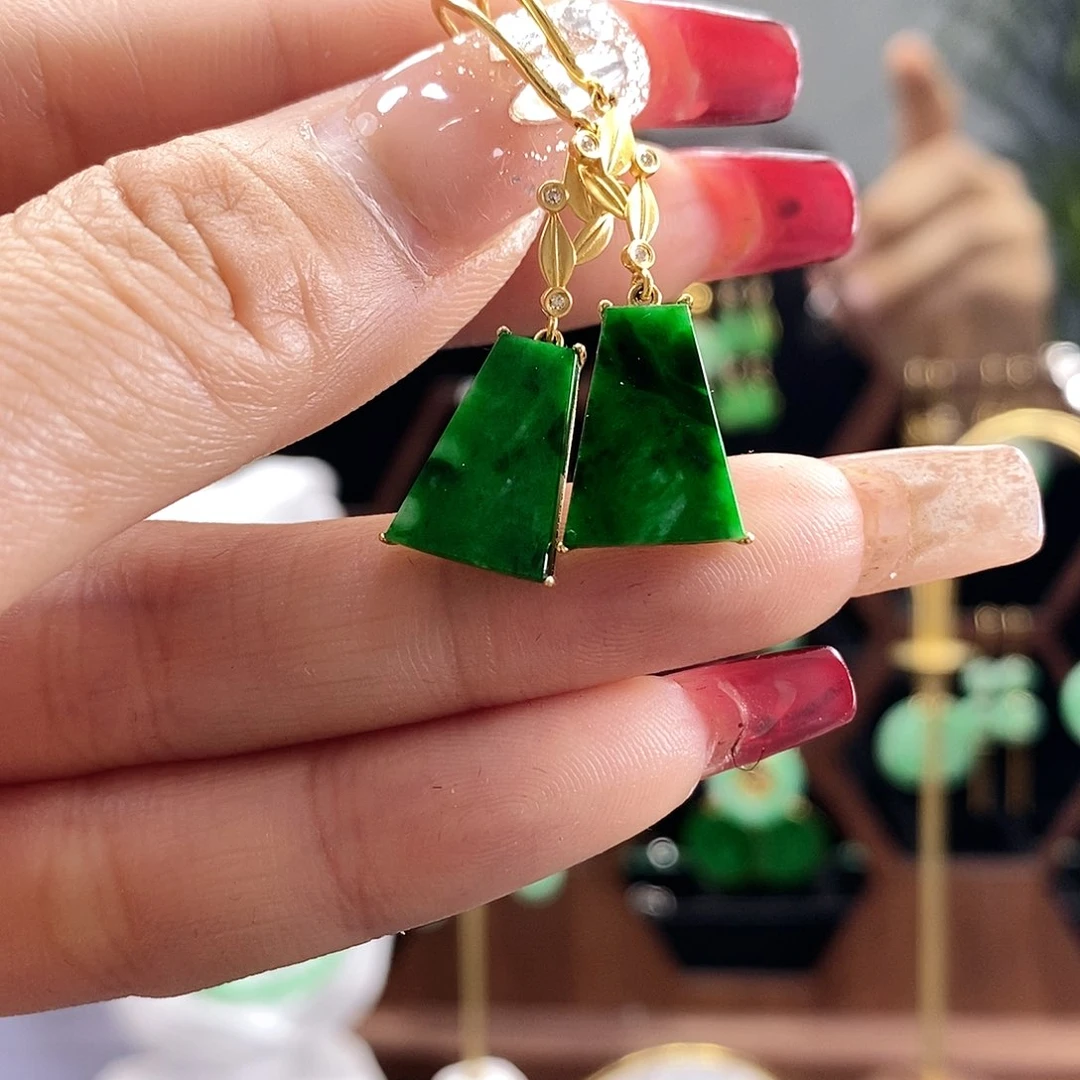 翡翠耳饰18K金镶嵌翡翠