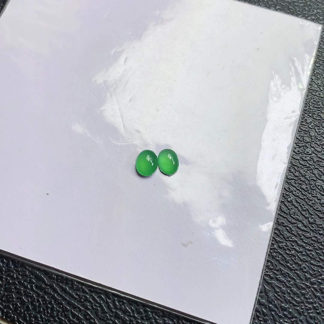 吊坠(不含链)未镶嵌翡翠蛋面
