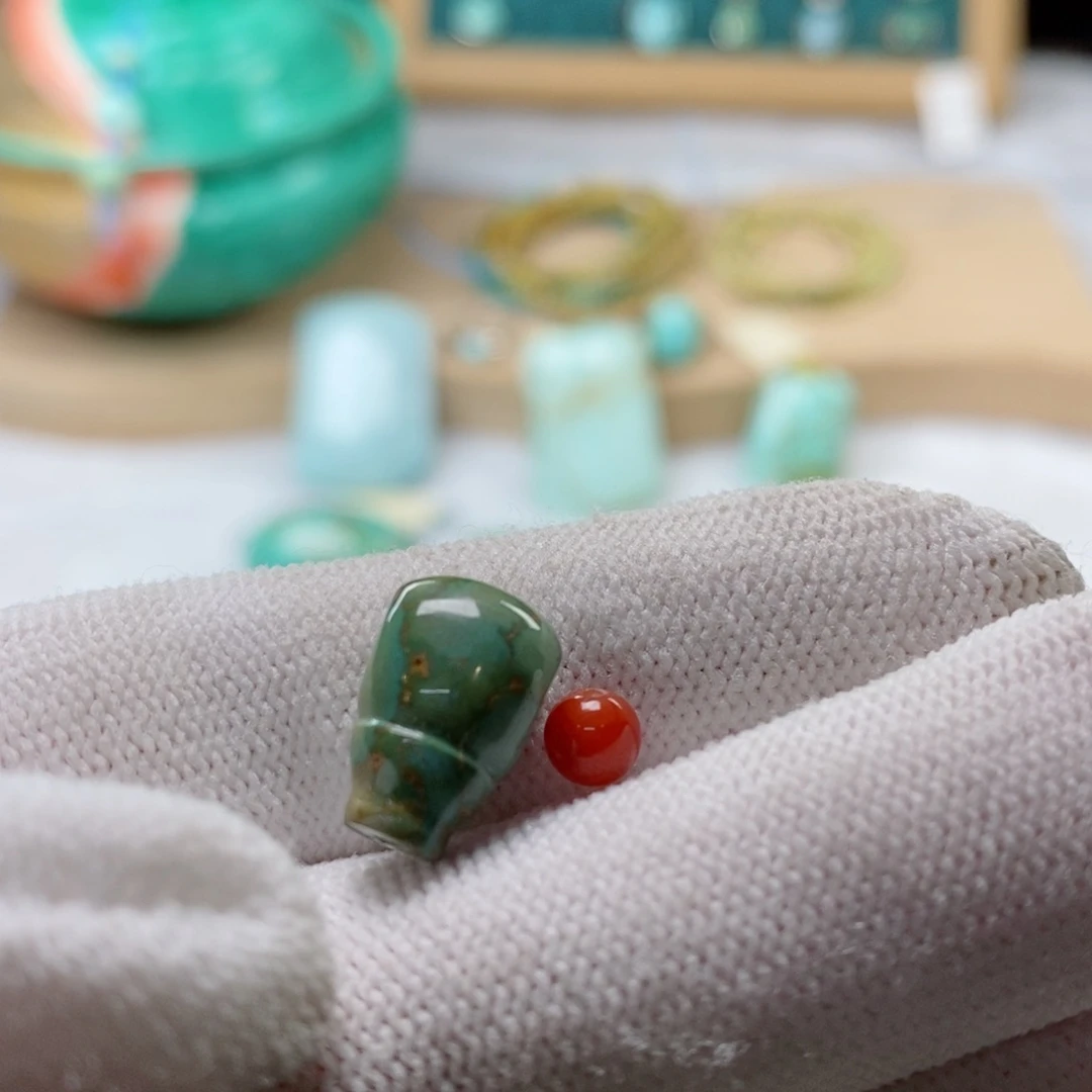 南红玛瑙颈饰未镶嵌