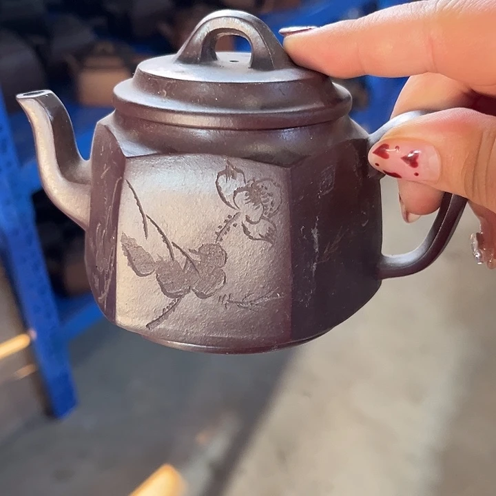 紫砂茶壶李*敏紫砂………………