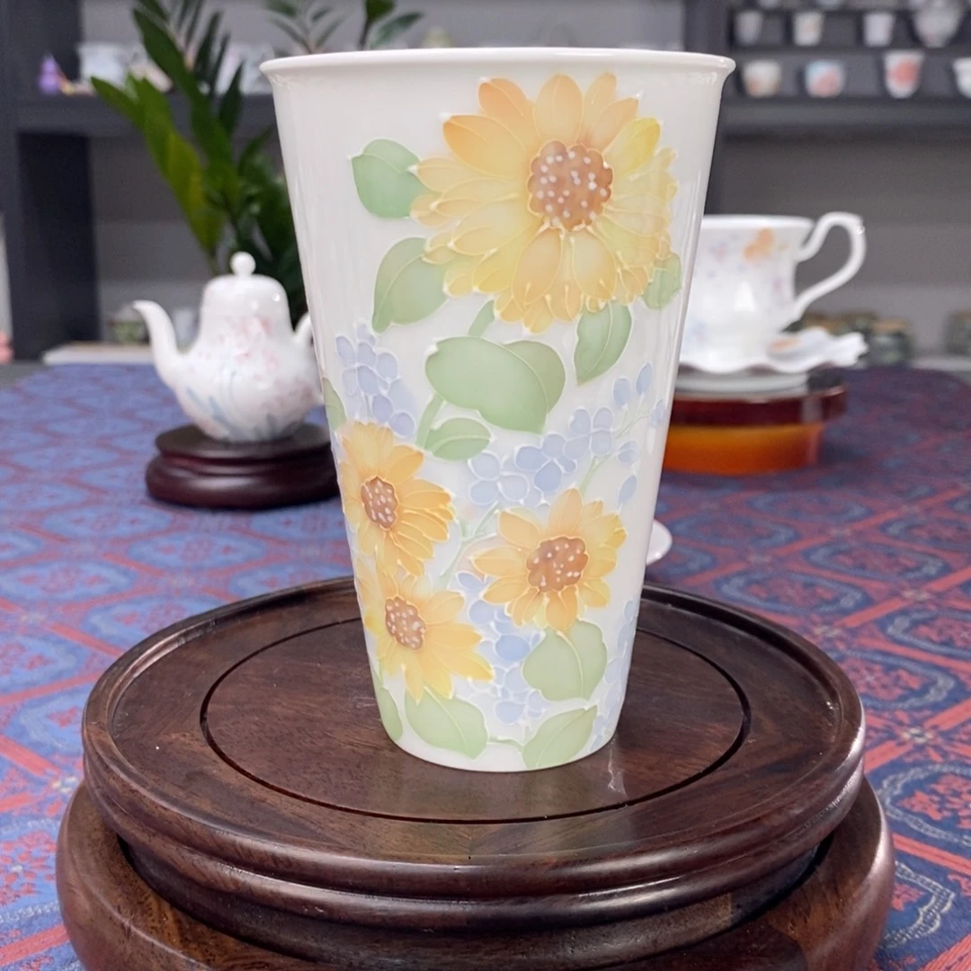 向阳花品茗杯手绘釉下高温
