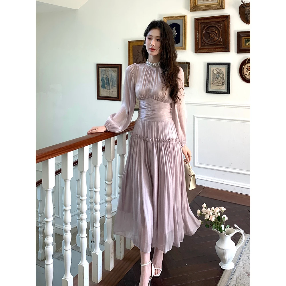 十三行品质2025春季新款气质立领心机褶皱收腰长款泡泡袖连衣裙