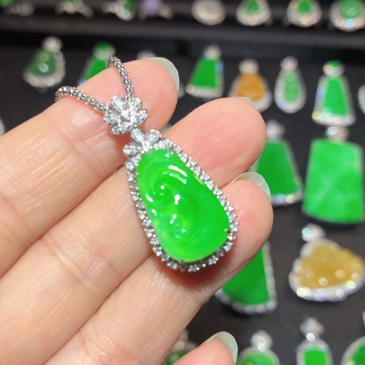 翡翠18K金镶嵌吊坠(不含链)翡翠